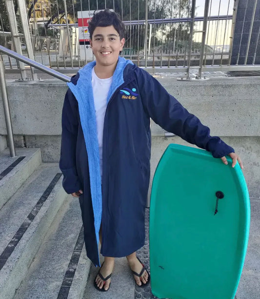 Mez&Ker Adult swim and sports parka with Egyptian cotton towel lining and water-resistant outer shell
